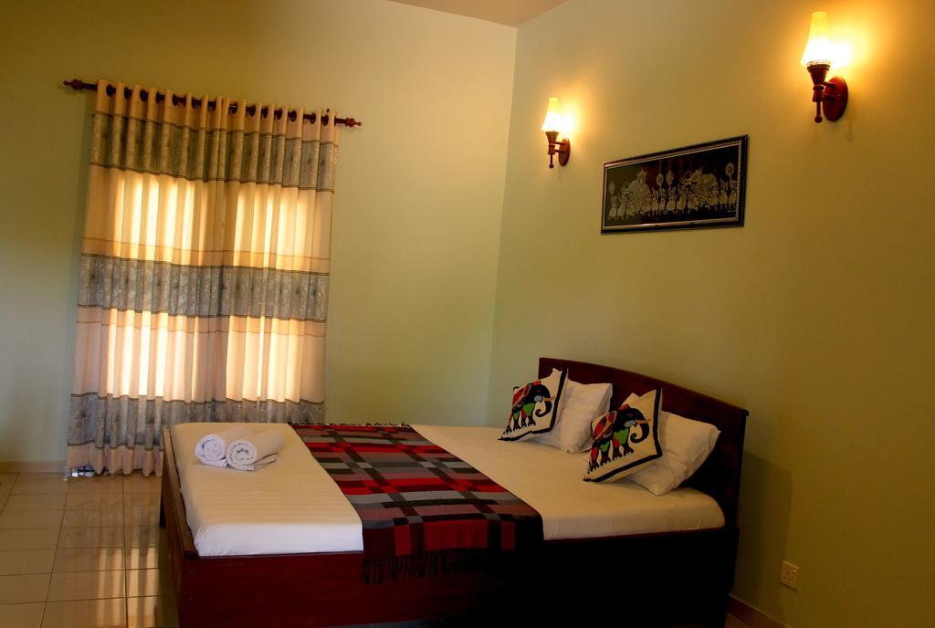 Green Land Guest House Pinnawala (Kegalle) Quarto foto